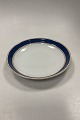 Royal 
Copenhagen 
Liselund Dark 
Blue Low Bowl 
No 422. 
Measures 4.3 cm 
/ 1 11/16 in. x 
25.5 cm / ...