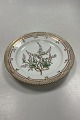 Royal 
Copenhagen 
Flora Danica 
Lunch Plate No 
20/3550. 
Measures 22 cm 
/ 8 21/32 in. 
1st Quality. 
...