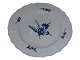 Royal 
Copenhagen Blue 
Flower Curved, 
dinner plate 
that is greyish 
in the 
porcelain.
This was ...