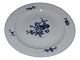 Royal 
Copenhagen Blue 
Flower Braided, 
an early 
dinnerplate 
that is greyish 
in the ...