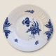 Royal 
Copenhagen, 
Curved blue 
flower, Round 
dish #10/ 1864, 
27cm in 
diameter, 
Employee 
sorting, ...