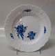 7 pcs in stock 
Royal 
Copenhagen Blue 
FLower curved 
1621-10 Dinner 
plate 26 cm 
(624-627?)   In 
...