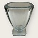 Stromberg 
glassworks, 
Sweden, vase on 
foot in clear 
glass, good 
condition, 
Dimensions: 
16x10x7.5 cm