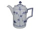 Royal 
Copenhagen Blue 
Fluted Plain, 
small and rare 
coffee pot.
The factory 
mark shows, 
that ...