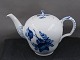 Blue Flower 
curved China 
porcelain 
dinnerware by 
Royal 
Copenhagen, 
Denmark. 
Tea pot and 
lid No ...