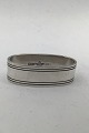 Frantz 
Hingelberg 
Sterling Silver 
Napkin Ring 
Measures 5.2 cm 
x 2.7 cm (2.04 
inch x 1.06 
inch) ...