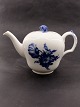 Royal 
Copenhagen Blue 
Flower teapot 
10/8244 1st 
sorting item 
no. 611042