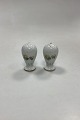 Bing and 
Grondahl 
Eranthis Salt 
and Pepper 
Shaker No. 52 
A/B
Measures 7 cm 
/ 2.76 in.
