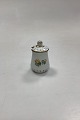 Bing and 
Grondahl 
Eranthis 
Mustard Jar No. 
52C. 
Measures 8 cm 
(3 5/32 in.)