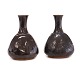 Pair of 
stoneware vases 
by Lisbeth 
Munch-Petersen, 
1909-97
H: 16cm