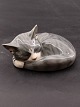Royal 
Copenhagen 
sleeping cat 
422 1st grade 
item no. 611318