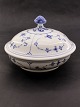Royal 
Copenhagen blue 
fluting round 
dish with lid 
1/397 1st 
sorting item 
no. 611396
