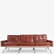 Yderst flot og 
patineret 
stand.
height: 76 cm
width: 200 cm
depth: 78 cm
seat height: 
38 cm
