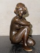Michael 
Andersen & Son: 
Brown hare fur 
glazed figure 
of a naked 
woman posing 
seated. In good 
...