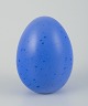Höganäs Studio, 
Sweden.
Egg in 
stoneware.
Blue glaze.
Handmade.
Circa ...