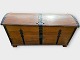 Oak chest
DKK 1100