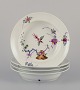 Meissen, 
Germany. A set 
of four antique 
porcelain soup 
plates.
Hand-painted, 
‘Kakiemon’ ...