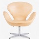 Original, 
patineret 
stand.
height: 77 cm
width: 74 cm
depth: 68 cm
seat height: 
40 cm
