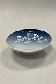 Bing og 
Grondahl Bowl 
on low foot No. 
382
Measures 
16,8cm / 6.61 
inch