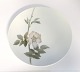 Royal 
Copenhagen. 
Plate with 
floral motif. 
No.78. Diameter 
22 cm. (1 
quality)