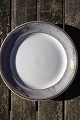 Magnolia Grey 
Magnolia China 
porcelain 
dinnerware by 
Royal 
Copenhagen, 
Denmark.
Dinner plate, 
...