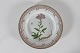 Royal 
Copenhagen 
Flora Danica 
Dinner plate 
with no. 
20/3553
with serrated 
golden ...