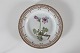 Royal 
Copenhagen 
Flora Danica 
Dinner plate 
with no. 
20/3553
with serrated 
golden ...