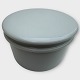 Bing & 
Grondahl, Round 
porcelain jar 
with lid, #553, 
diameter 13cm, 
height 8.5cm, 
good condition