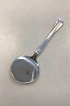 Horsens 
Silversmithy 
Kent Silver 
Serving Spade
Measure 20.5 
cm / 8.07 inch