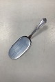 DGS Rosenholm 
Silver Serving 
spade
Measures 17 cm 
/ 6.69 inch