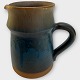 Kis Lunn 
ceramics, jug 
in brown and 
blue colors, 
Height 16cm, 
fine condition