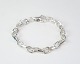 Heavy silver 
bracelet/armband, 
anchor facet, 
with lobster 
clasp.
— Type: 
Bracelet/armband
— 
...