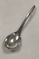 Karin Castens 
Ornamental 
Silver 
Marmalade spoon 

Measures: 14.5 
cm / 5.71 inch