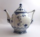Royal 
Copenhagen. 
Blue Fluted, 
Full lace. 
Royal 
Copenhagen. 
Teapot. Model 
143. Height 20 
cm. 100 ...