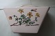 Vintage / retro
Kaffefilter-holder af porcelæn
Horishin Potteries
Håndmalet  "Lotue Corniculatus"
1950érne / 1960érne
