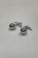 Georg Valdemar 
Nielsen Flower 
Shaped Silver 
Salt and Pepper 
Set
Pepper shaker 
measures 7 cm / 
...