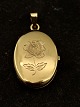 14 carat gold 
medallion 2.7 x 
1.8 cm. item 
no. 617087