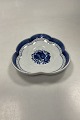 Royal 
Copenhagen 
BlueTranquebar 
Leaf Shaped 
Bowl No. 924 / 
357
Measures 20 cm 
(7 7/8 in.) x 
...