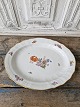Royal 
Copenhagen Full 
Saxon Flower 
dish 
No. 1556, 
Factory first
Measurements 
29 x 36.5 cm.