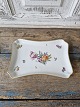 Royal 
Copenhagen Full 
Saxon Flower 
tray 
No. 1694, 
Factory first
Measurements 
17 x 24 cm.