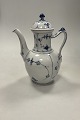 Royal 
Copenhagen 
Musselmalet 
Riflet Large 
Coffee Pot No. 
49
Measures 28cm 
/ 11.02 inh
Has ...