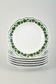 Meissen, 6 
small plates, 
Vine-Leaf 
Pattern, 
“Voller grüner 
Weinkranz”
Set of 6 small 
plates ...