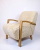 Armchair in 
sheep's wool 
and oak. 
Comfortable and 
decorative 
chair with 
timeless design 
and warm ...
