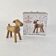 Hund Tim figur 
i egetræ med 
motiv af en 
terrier
Figuren kommer 
med original 
boks
Producent ...