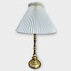 Brass lamp
Le Klint shade
*DKK 475