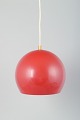 Verner Panton: 
Topan pendant 
lamp in red 
lacquered metal
Topan pendant 
lamp in red 
lacquered ...