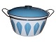 Extra large 
blue Lotus Pot 
32 cm.