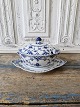 Royal 
Copenhagen Blue 
Fluted full 
lace sauce bowl 
with lid 
No. 1106, 
Factory ...