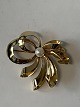 This beautiful 
brooch is, with 
its soft 
shapes, a 
beautiful 
accessory for a 
shirt or 
cardigan. ...