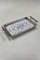 Villeroy and 
Boch Blue 
Fluted Serving 
Tray, with 
metal frame and 
handle
Length 26.3 cm 
/ ...